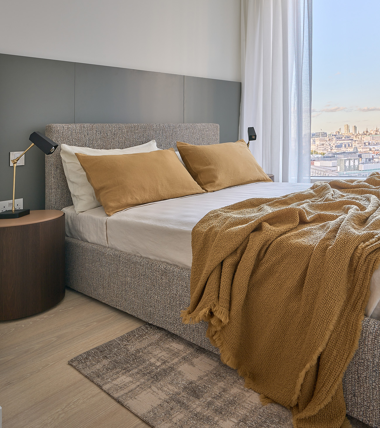 LEMA The Broadway F8